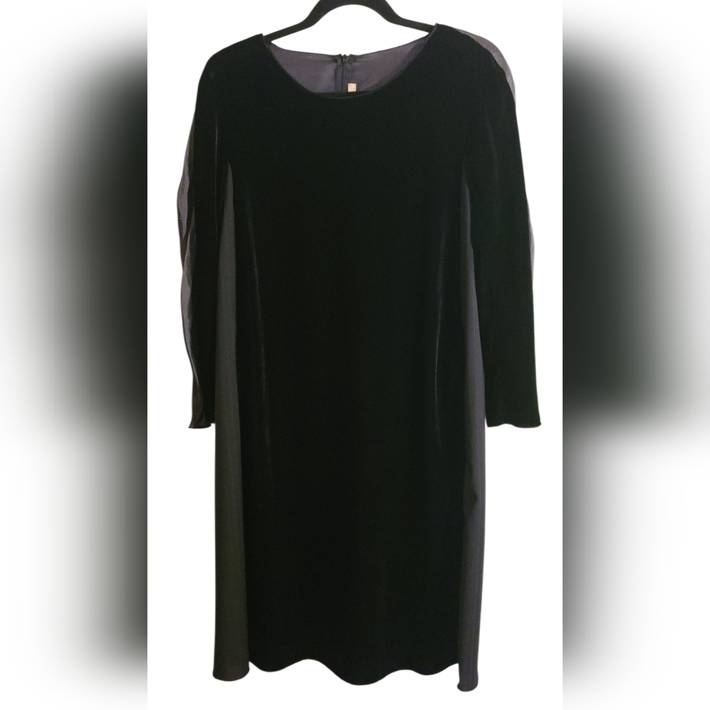 HACHE Elegant Black Long Sleeve Dress